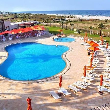 Andalucia Bizerte Plage Et Piscine Exteriör bild